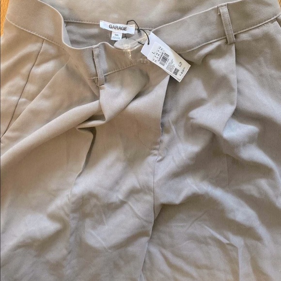 Size large trousers in moonstone grey colour. - Picture 2 of 2